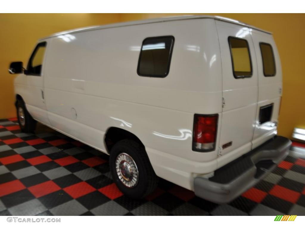 2000 E Series Van E150 Cargo - Oxford White / Medium Graphite photo #4