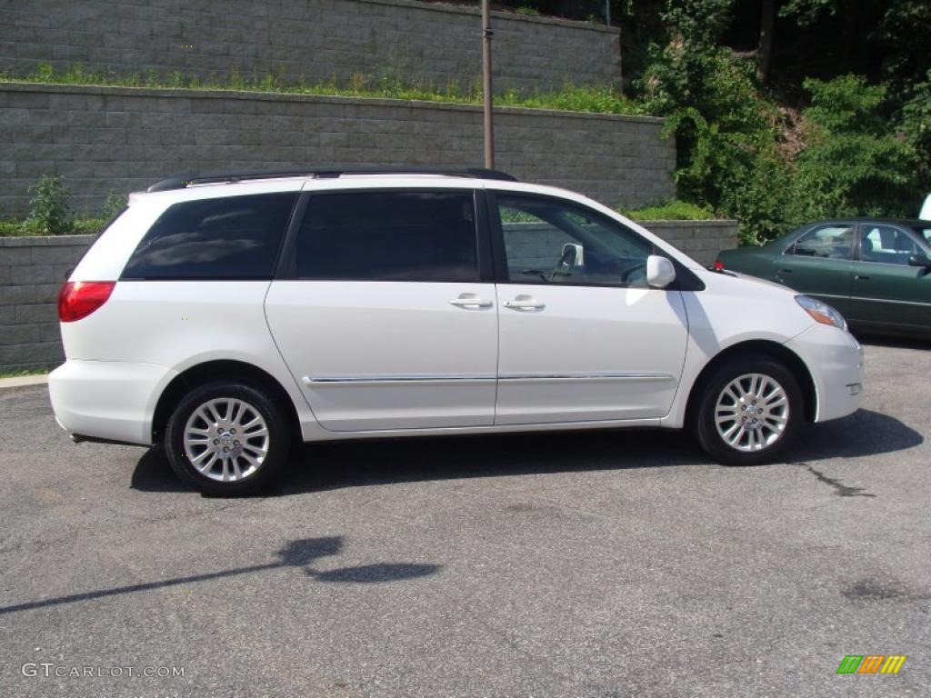 2007 Sienna XLE Limited AWD - Arctic Frost Pearl White / Taupe photo #10