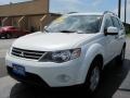 Diamond White Pearl - Outlander LS 4WD Photo No. 1