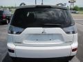 Diamond White Pearl - Outlander LS 4WD Photo No. 14