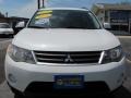 Diamond White Pearl - Outlander LS 4WD Photo No. 16