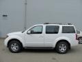 2007 Avalanche White Nissan Pathfinder SE 4x4  photo #2