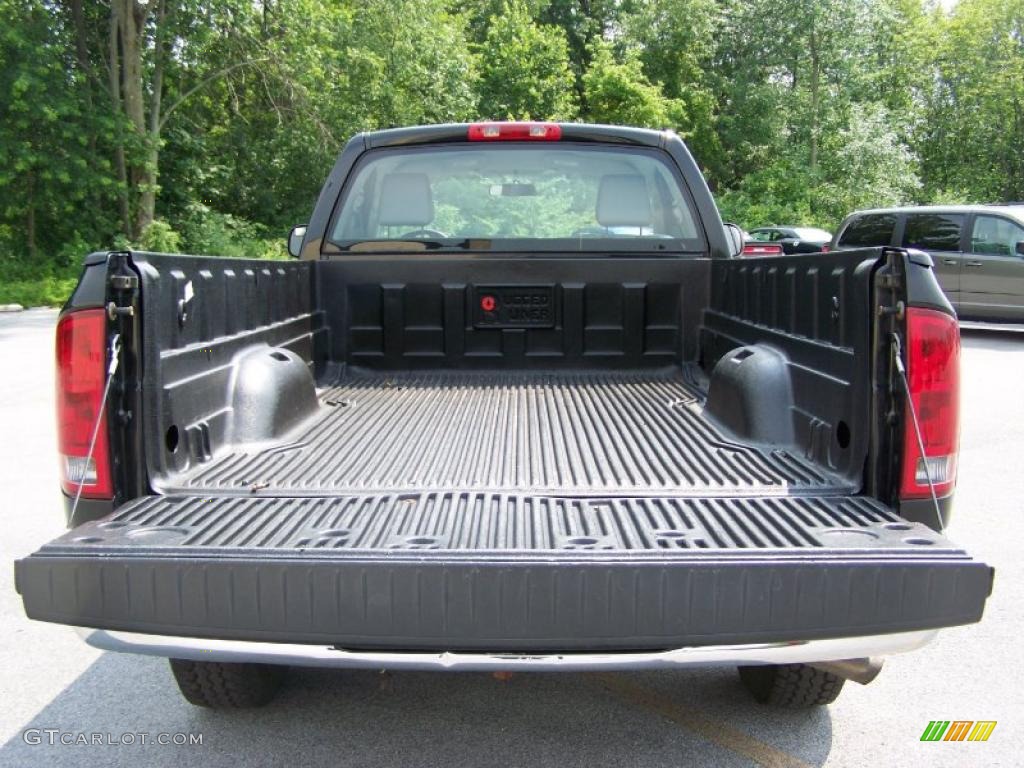 2006 Ram 1500 ST Regular Cab - Brilliant Black Crystal Pearl / Medium Slate Gray photo #5