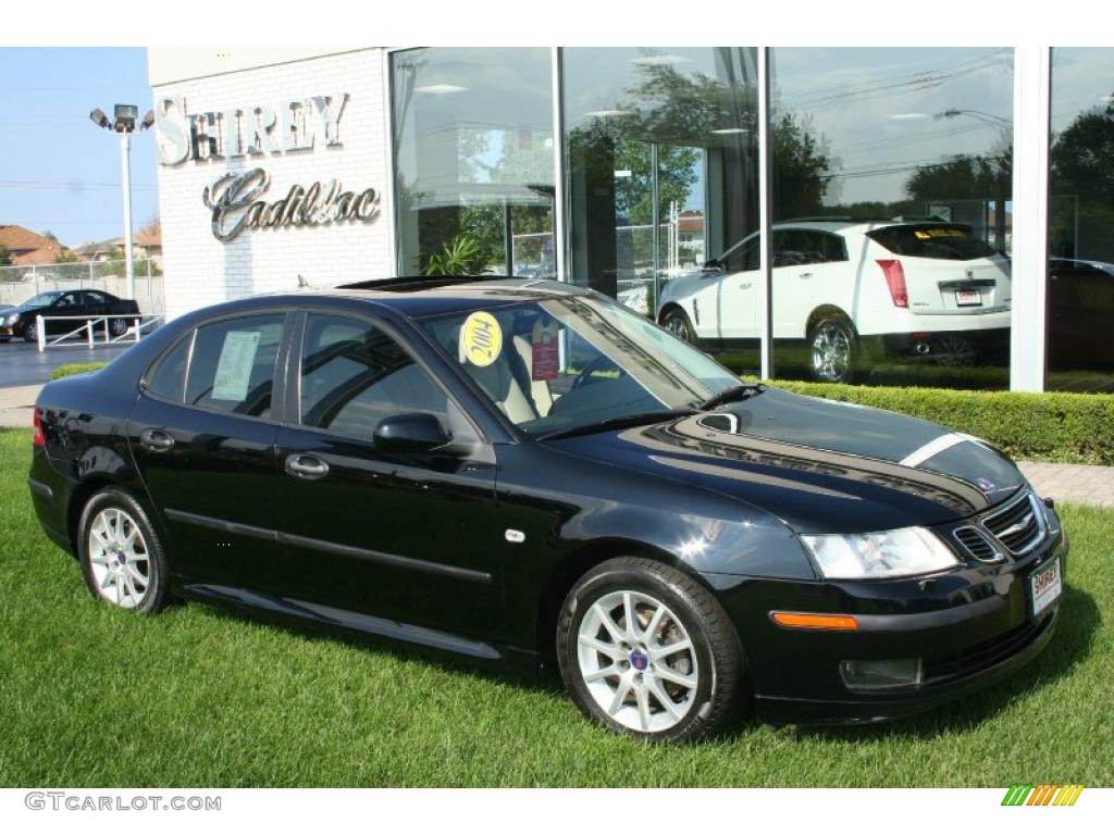 Black Saab 9-3