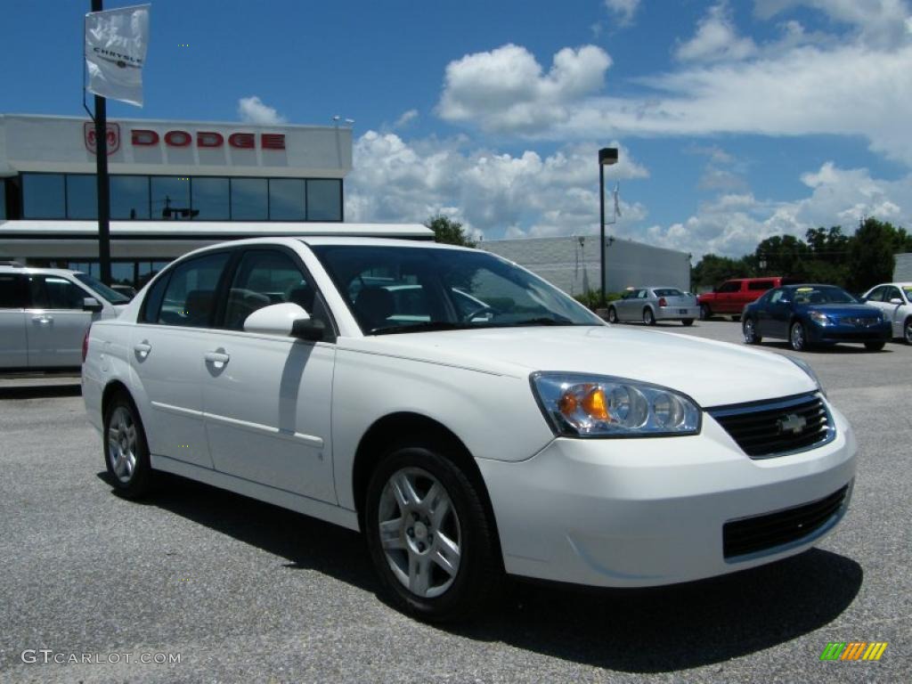 2008 Malibu Classic LT Sedan - White / Titanium Gray photo #7