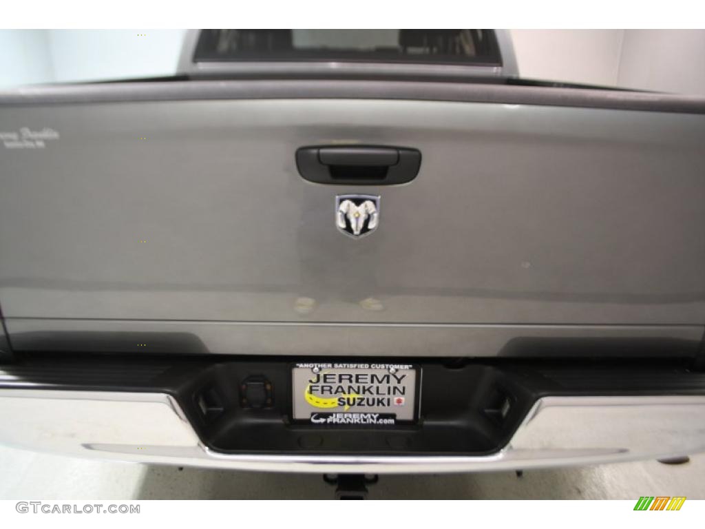 2005 Ram 1500 SLT Quad Cab - Mineral Gray Metallic / Dark Slate Gray photo #5
