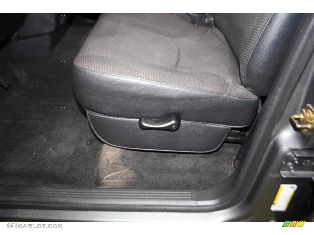 2005 Ram 1500 SLT Quad Cab - Mineral Gray Metallic / Dark Slate Gray photo #22