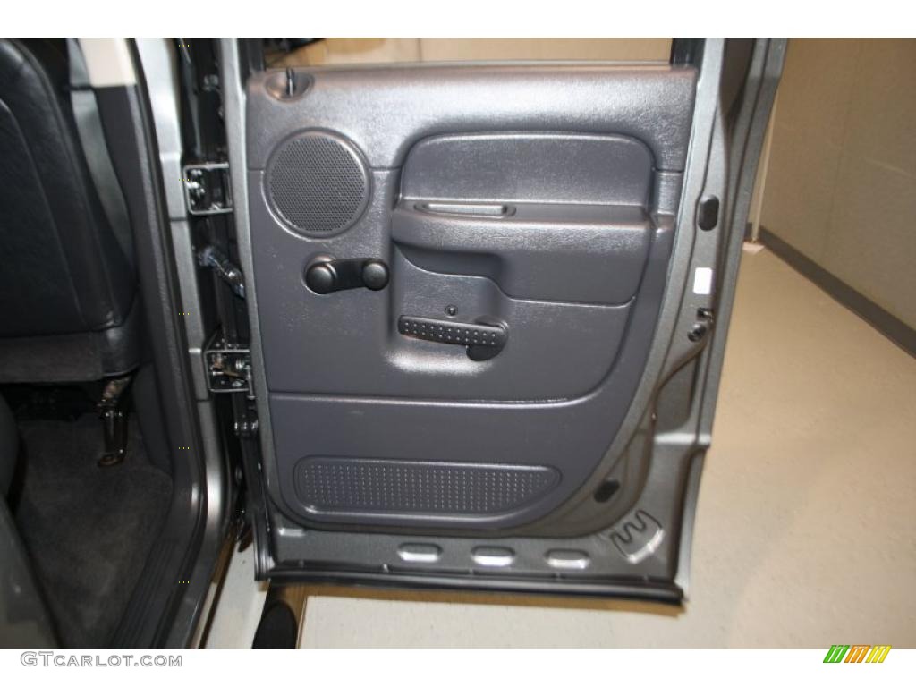 2005 Ram 1500 SLT Quad Cab - Mineral Gray Metallic / Dark Slate Gray photo #31