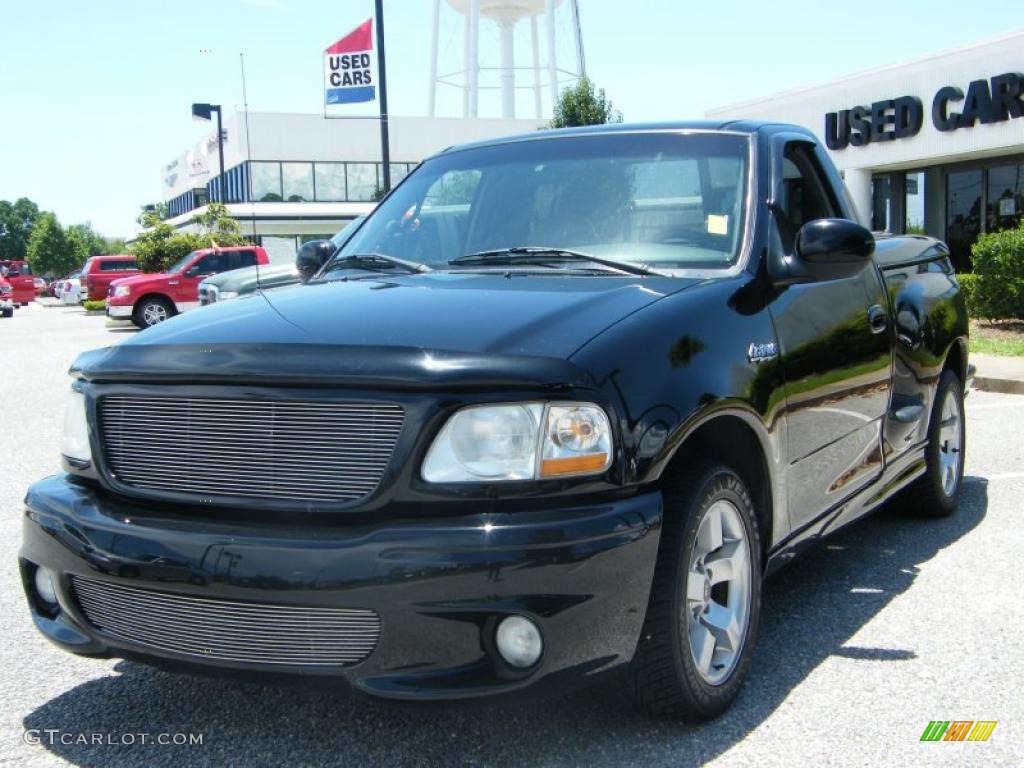 2001 F150 SVT Lightning - Black / Lightning Graphite/Black photo #1