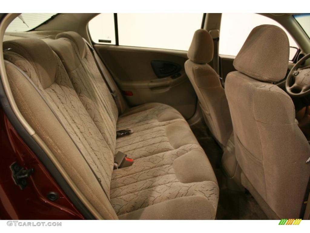 2001 Malibu LS Sedan - Monterey Maroon Metallic / Neutral photo #17