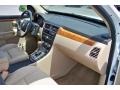Pearl White Tri Coat Metallic - XL7 AWD Photo No. 22
