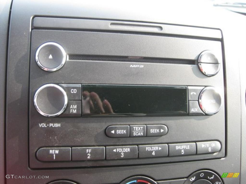 2008 F150 STX SuperCab 4x4 - Silver Metallic / Medium/Dark Flint photo #32