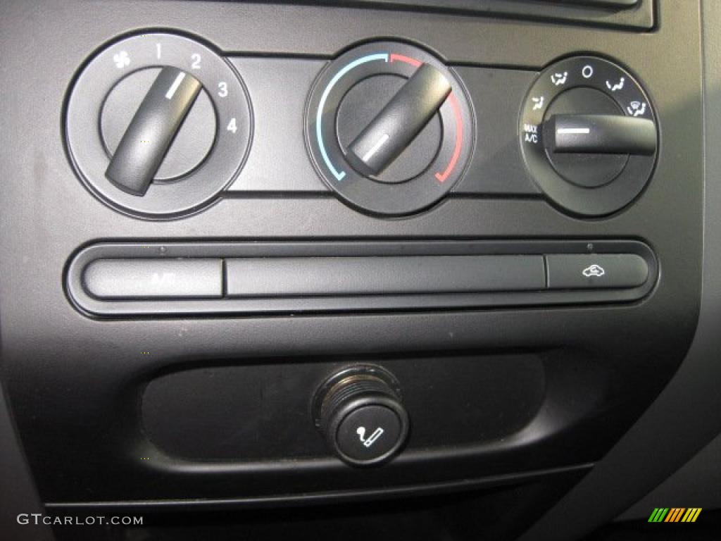 2008 F150 STX SuperCab 4x4 - Silver Metallic / Medium/Dark Flint photo #33