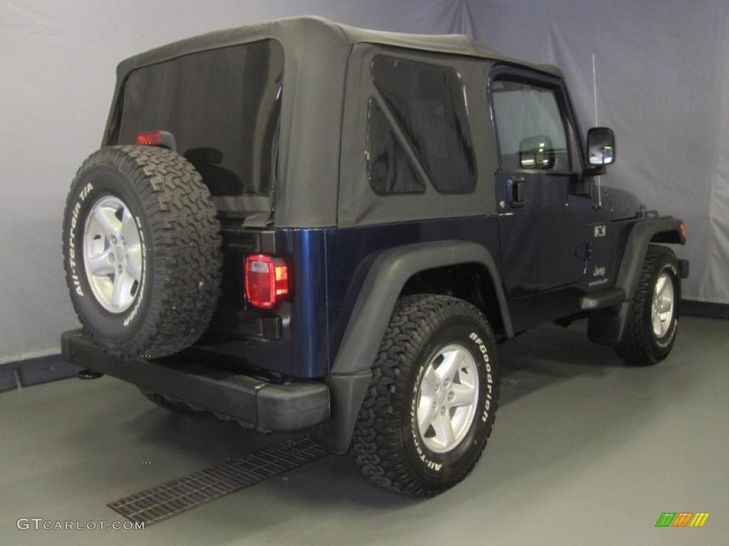 2004 Wrangler X 4x4 - Patriot Blue Pearl / Dark Slate Gray photo #3