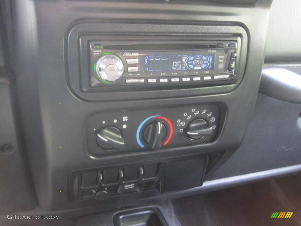 2004 Wrangler X 4x4 - Patriot Blue Pearl / Dark Slate Gray photo #10