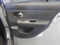 Brilliant Silver - Versa 1.8 S Hatchback Photo No. 6