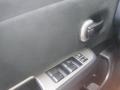 Brilliant Silver - Versa 1.8 S Hatchback Photo No. 9
