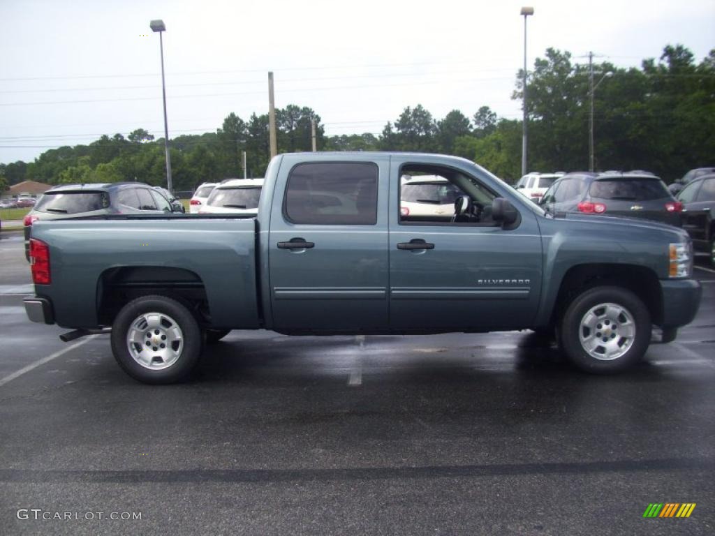 Blue Granite Metallic Chevrolet Silverado 1500