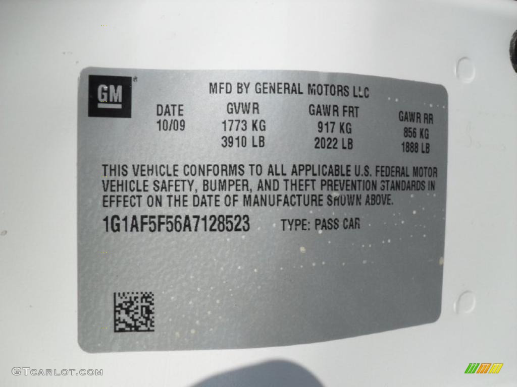 2010 Cobalt LT Sedan - Summit White / Ebony photo #6