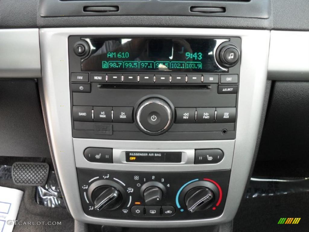 2010 Cobalt LT Sedan - Summit White / Ebony photo #11