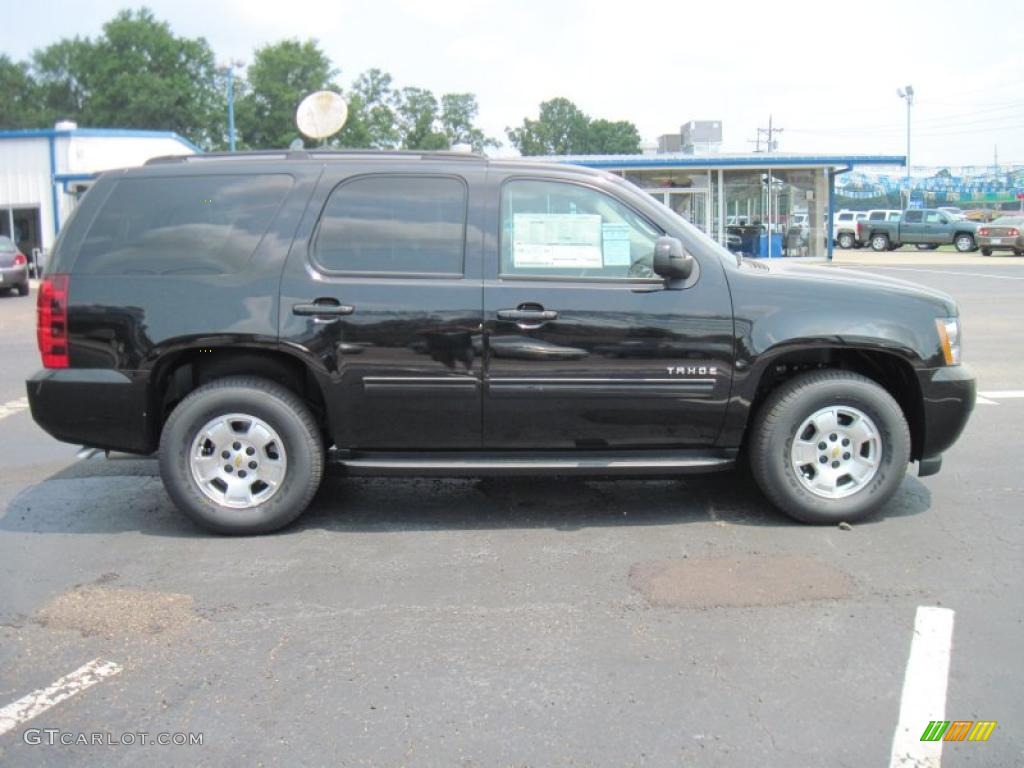 2010 Tahoe LS - Black / Ebony photo #2