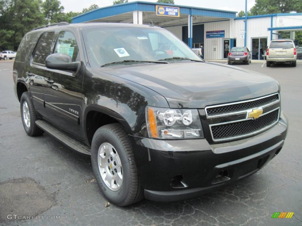 2010 Tahoe LS - Black / Ebony photo #4