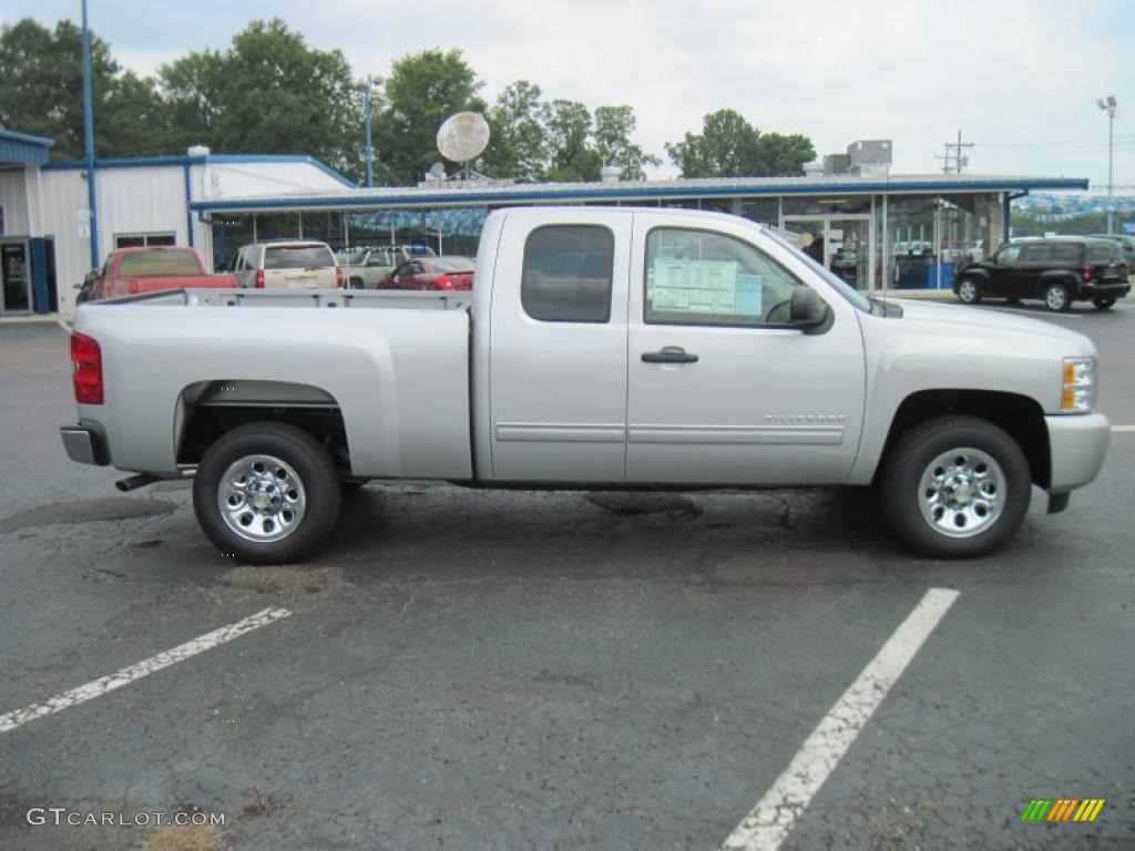 2010 Silverado 1500 LS Extended Cab - Sheer Silver Metallic / Dark Titanium photo #2