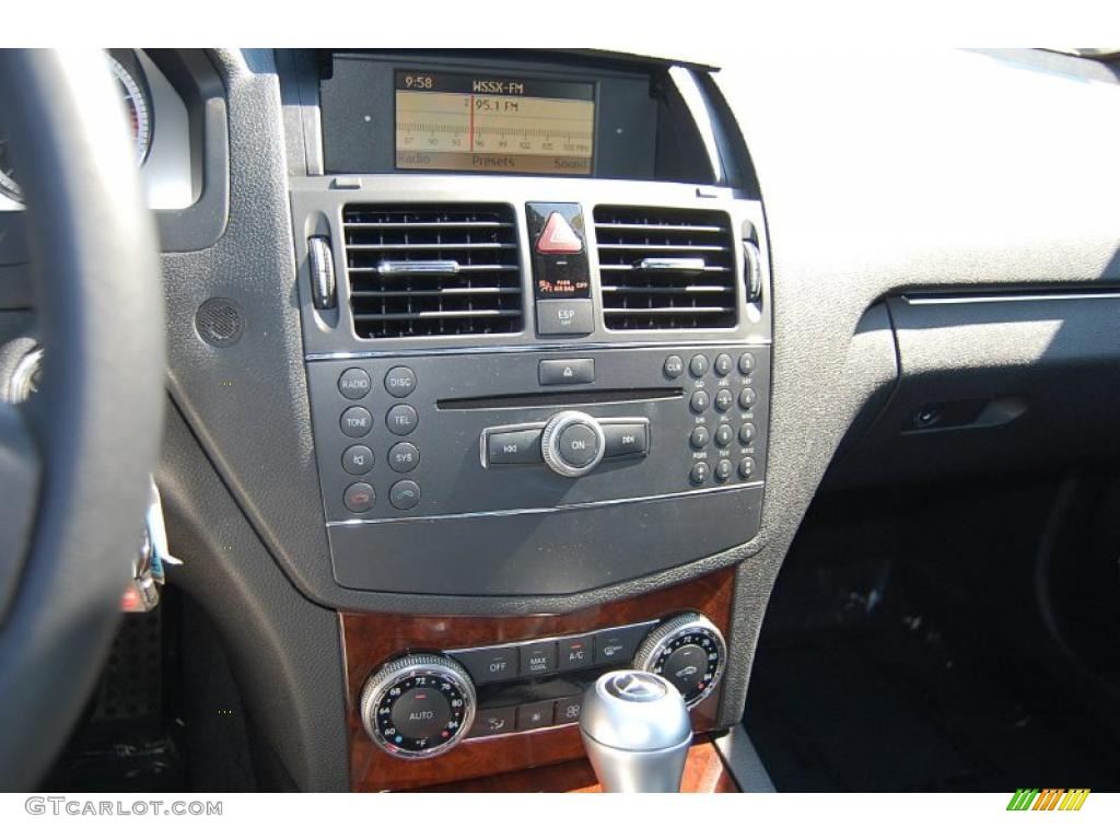 2009 C 300 Sport - Mars Red / Black photo #22