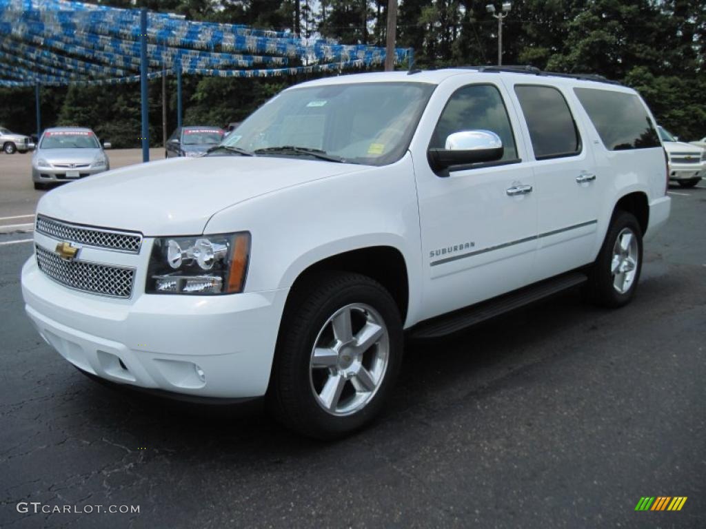 2010 Suburban LTZ - Summit White / Light Cashmere/Dark Cashmere photo #3