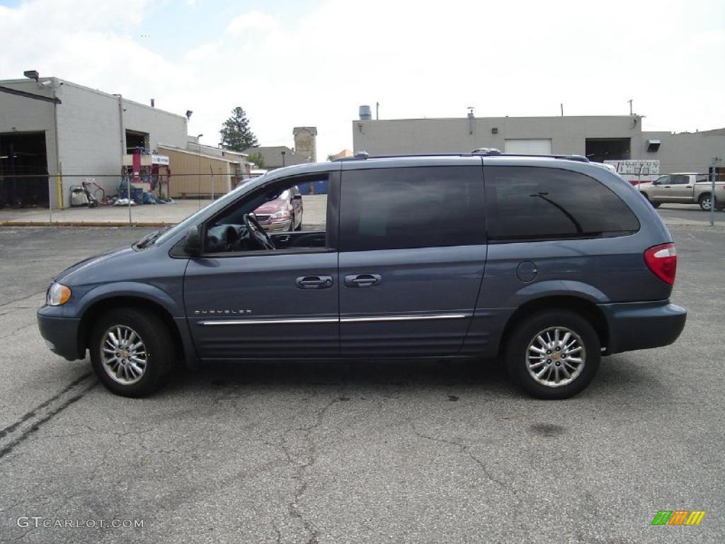 2001 Town & Country Limited AWD - Steel Blue Pearl / Navy Blue photo #2