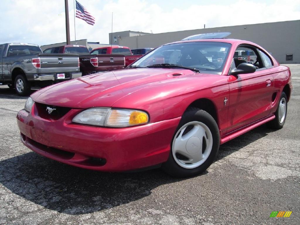 1996 Mustang V6 Coupe - Laser Red Metallic / Medium Graphite photo #1