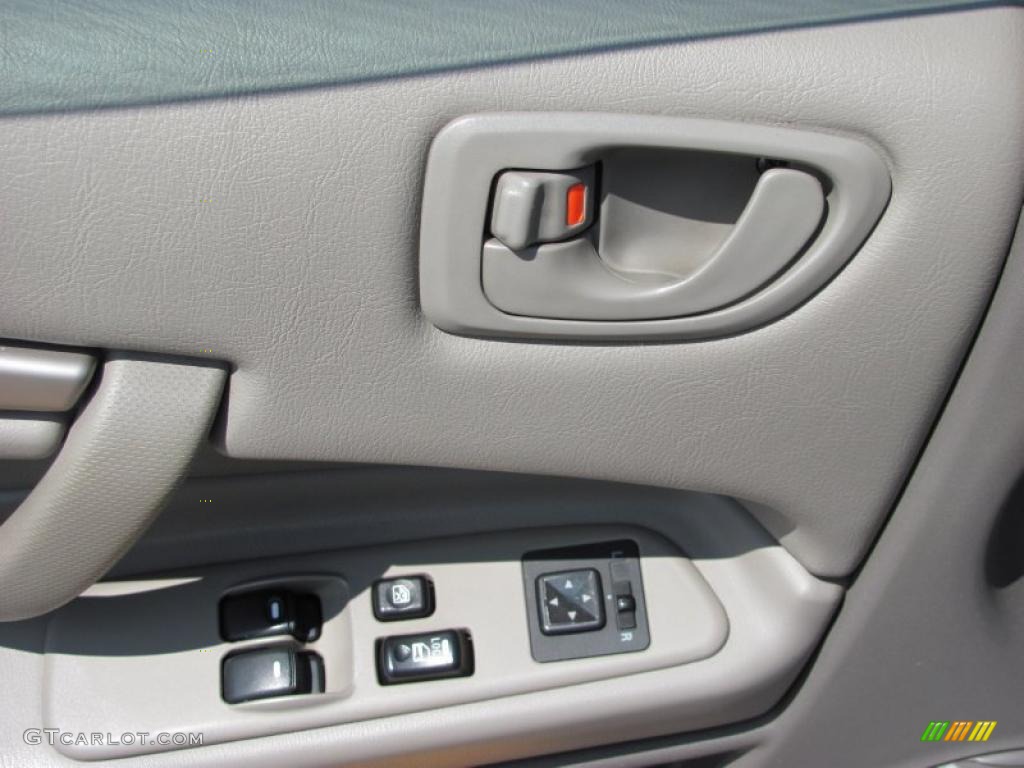 2003 Stratus R/T Coupe - Satin White Pearl / Dark Taupe/Medium Taupe photo #22