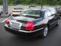 2004 Black Lincoln Town Car Ultimate  photo #5