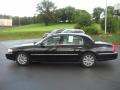 2004 Black Lincoln Town Car Ultimate  photo #8