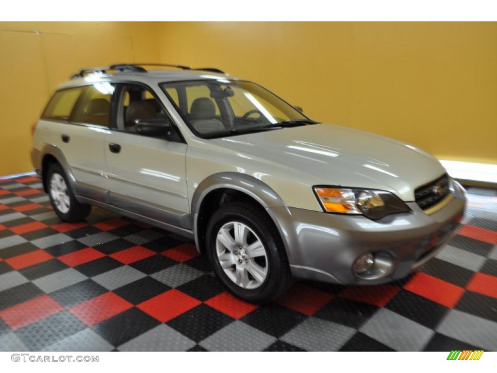 2005 Outback 2.5i Wagon - Champagne Gold Opal / Taupe photo #1