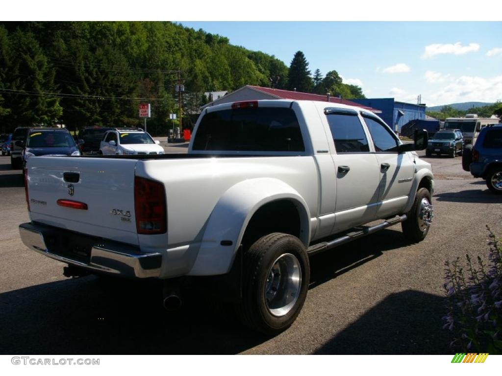 2006 Ram 3500 SLT Mega Cab 4x4 Dually - Bright White / Medium Slate Gray photo #11