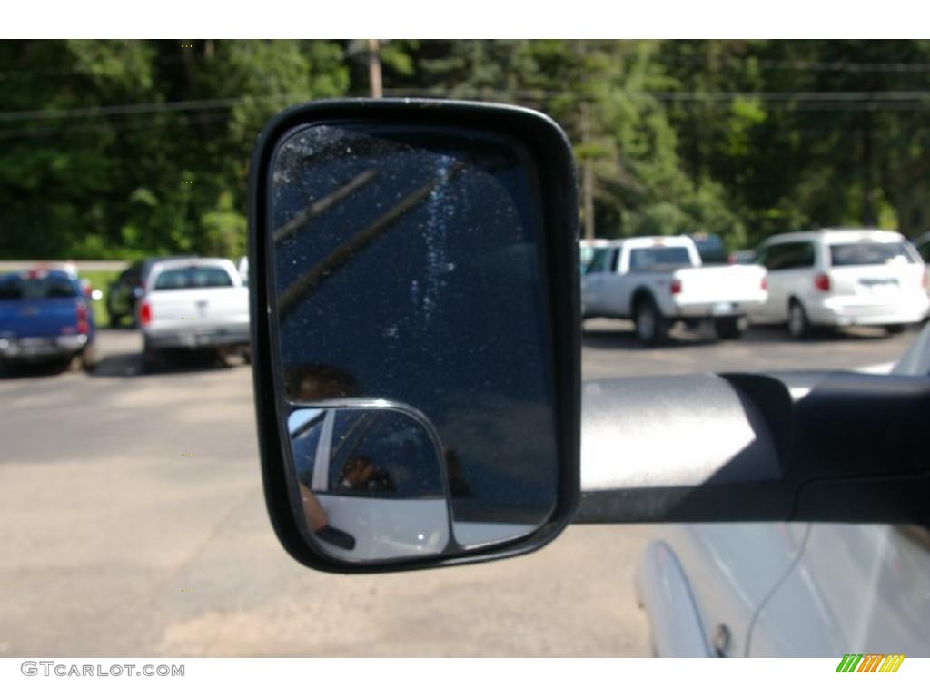 2006 Ram 3500 SLT Mega Cab 4x4 Dually - Bright White / Medium Slate Gray photo #22