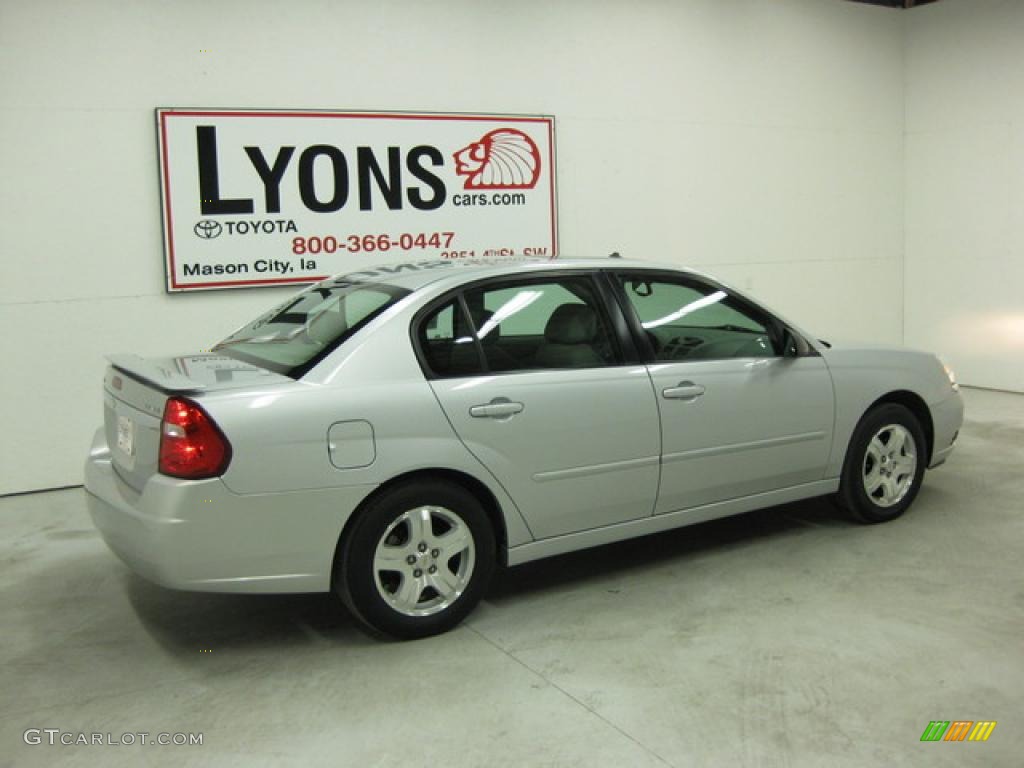 2005 Malibu LT V6 Sedan - Galaxy Silver Metallic / Gray photo #21