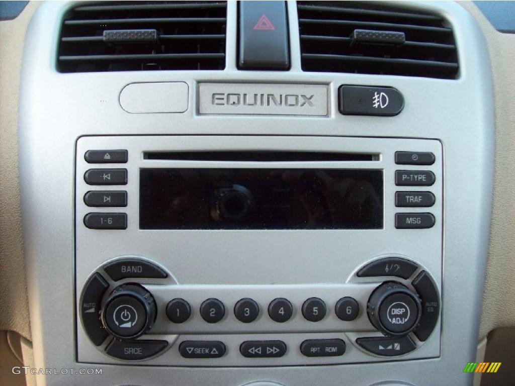 2005 Equinox LT AWD - Black / Light Cashmere photo #16