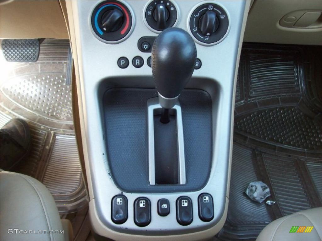 2005 Equinox LT AWD - Black / Light Cashmere photo #18