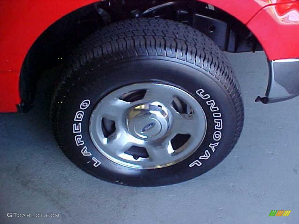 2005 F150 XLT SuperCab 4x4 - Bright Red / Medium Flint Grey photo #5