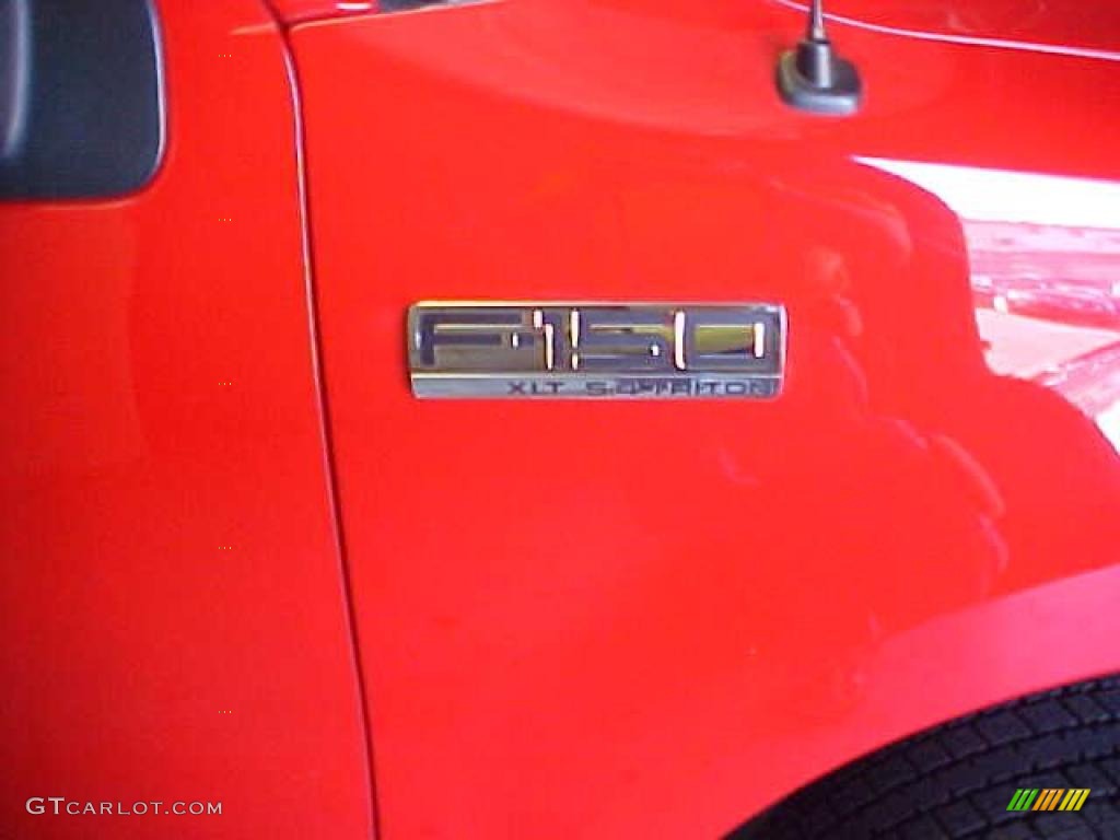 2005 F150 XLT SuperCab 4x4 - Bright Red / Medium Flint Grey photo #6