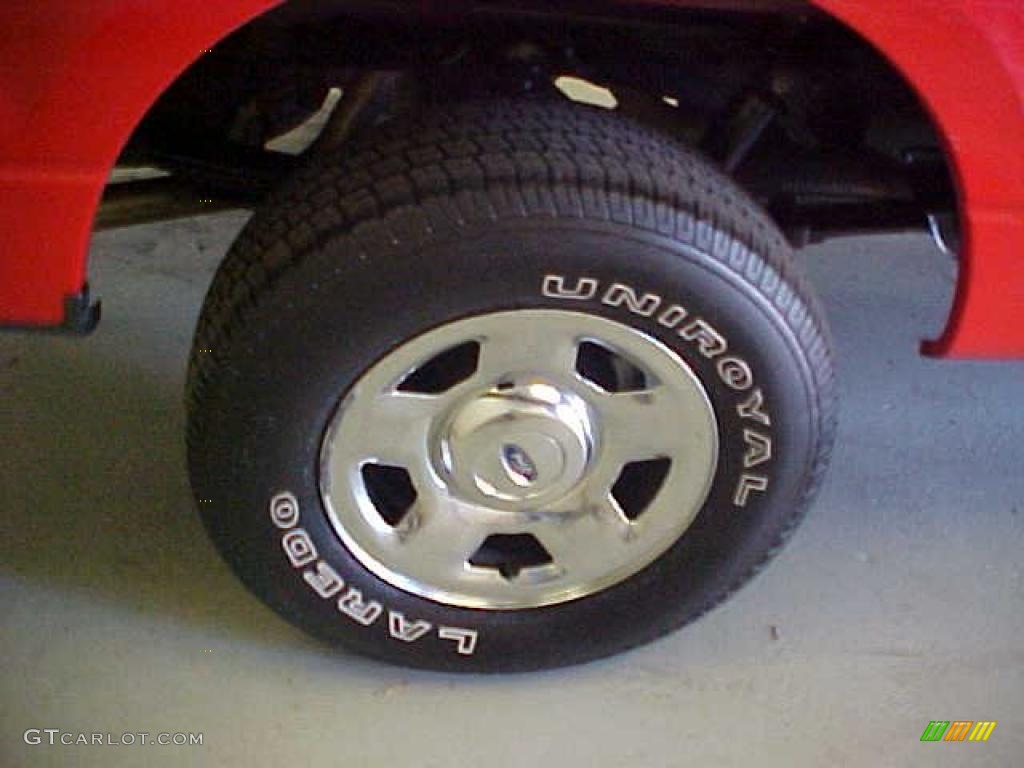 2005 F150 XLT SuperCab 4x4 - Bright Red / Medium Flint Grey photo #12