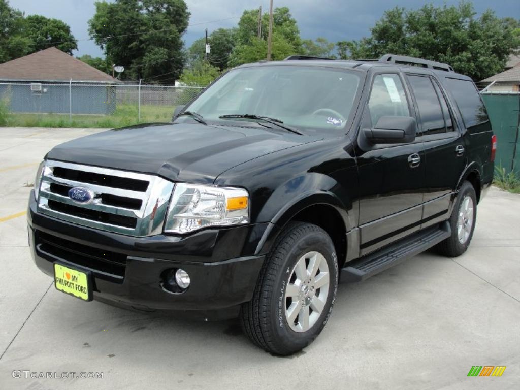 2010 Expedition XLT - Tuxedo Black / Stone photo #7