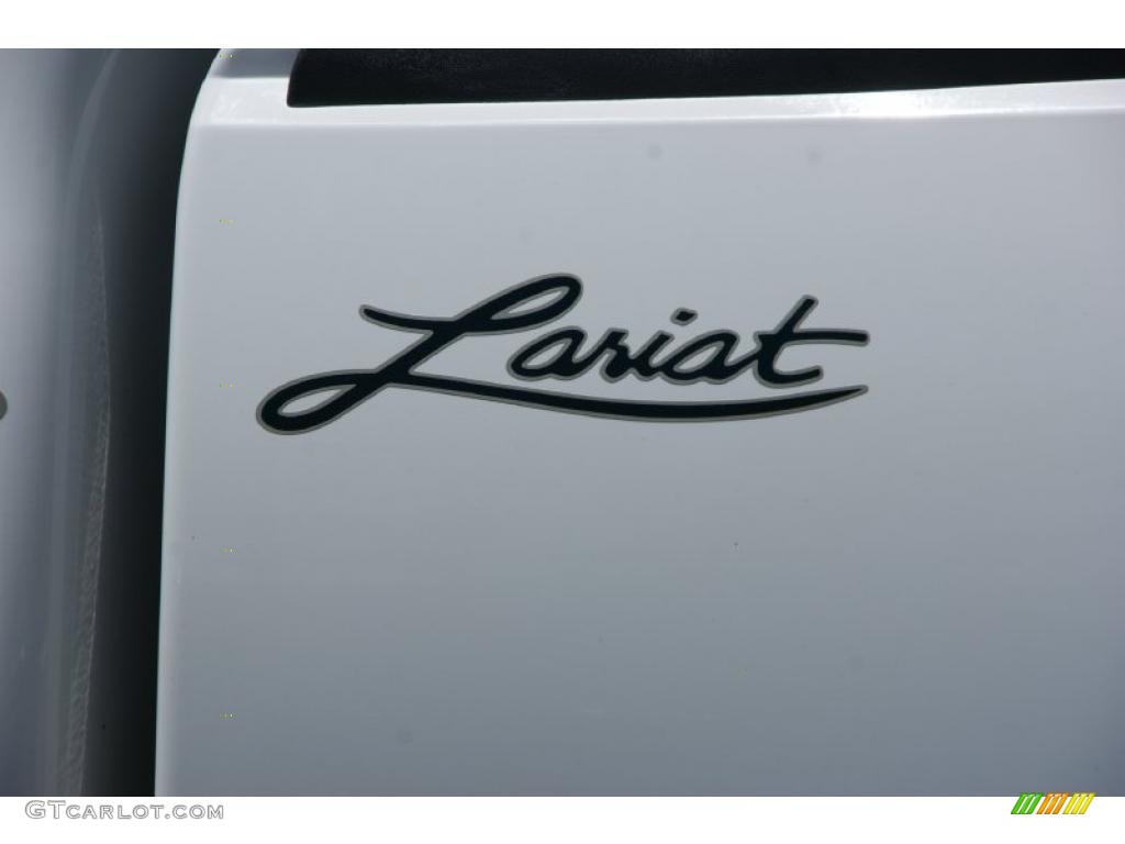 2001 F150 Lariat SuperCrew 4x4 - Oxford White / Medium Graphite photo #8