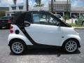 Crystal White - fortwo passion cabriolet Photo No. 2