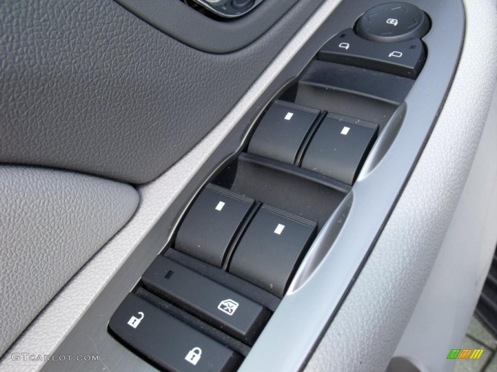 2007 Tahoe LS - Summit White / Dark Titanium/Light Titanium photo #12