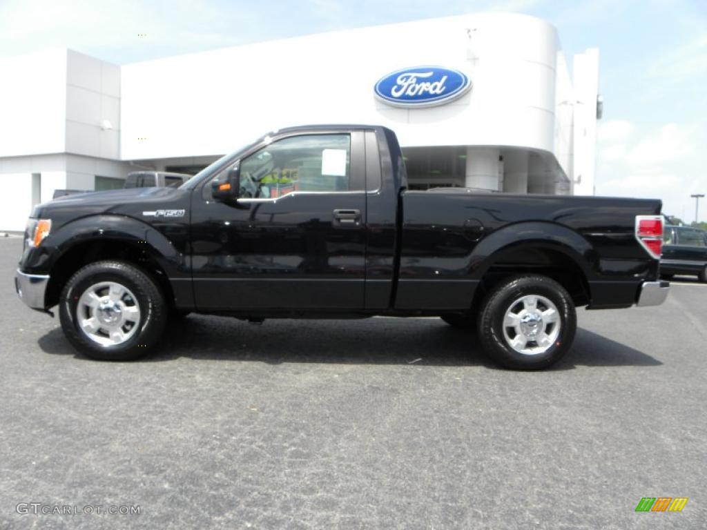 2010 F150 XLT Regular Cab - Tuxedo Black / Medium Stone photo #5