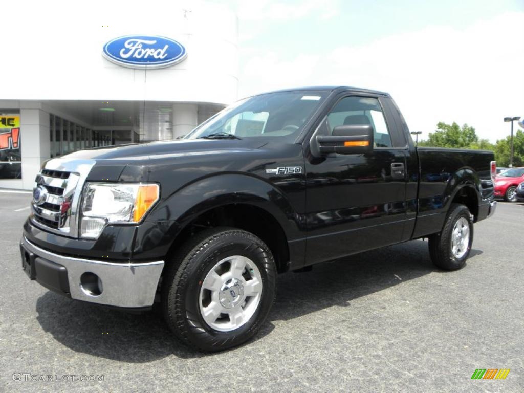 2010 F150 XLT Regular Cab - Tuxedo Black / Medium Stone photo #6