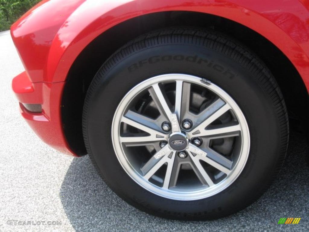 2005 Mustang V6 Premium Coupe - Torch Red / Dark Charcoal photo #7